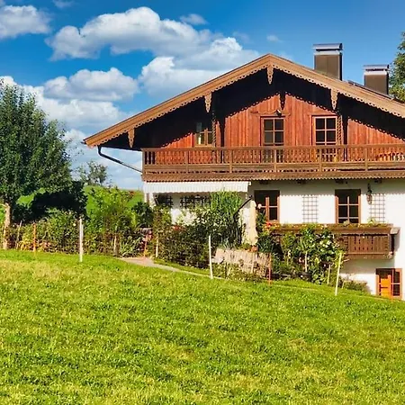 Apartament Fritzis Alpenidyll „sommertraum & Winterromantik” Samerberg